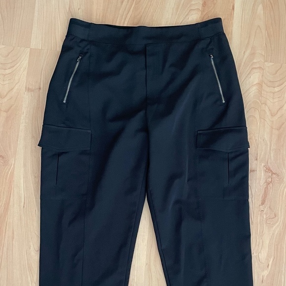 ATHLETA Endless High Rise Cargo Pant - Sz 16 Black - Picture 1 of 5